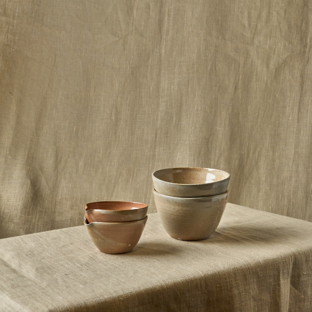 Set bowl e pouring bowl Shino *woodfired