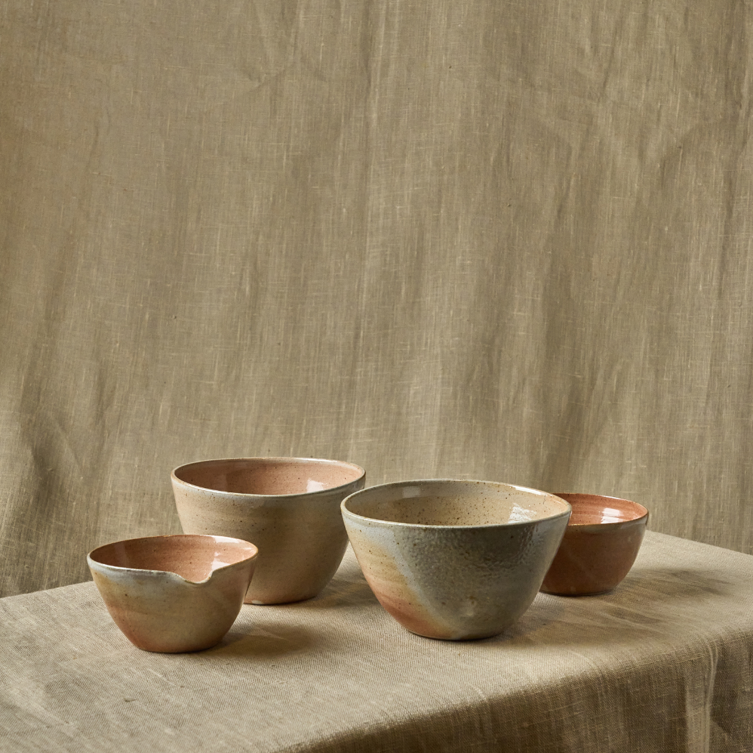 Set bowl e pouring bowl Shino *woodfired