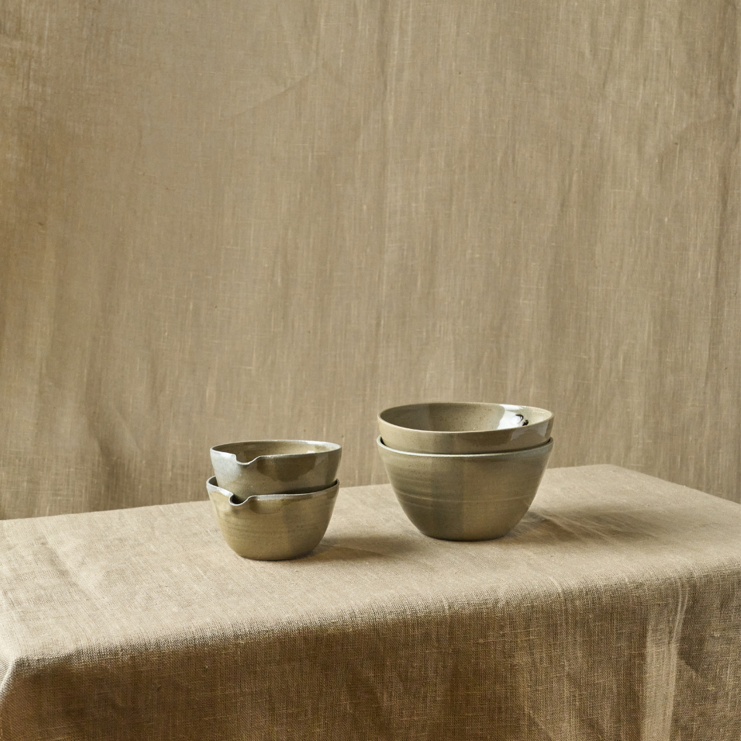 Set bowl e pouring bowl Celadon *woodfired