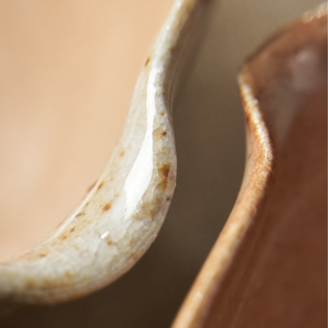 Set bowl e pouring bowl Shino *woodfired